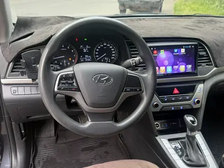 Hyundai Elantra 2018 года за 6 600 000 тг. в Алматы – фото 12