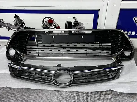 Решетка верхняя радиатора,решетка нижняя бампера на Toyota Camry 55 Exc за 65 000 тг. в Алматы – фото 4