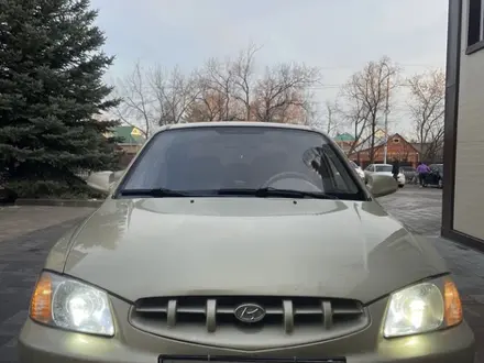 Hyundai Accent 2001 года за 2 400 000 тг. в Костанай – фото 3