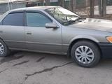 Toyota Camry 2001 года за 3 300 000 тг. в Алматы