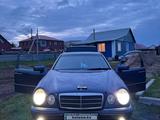 Mercedes-Benz E 200 1996 годаүшін2 800 000 тг. в Петропавловск – фото 4