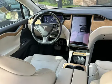 Tesla Model X 2018 года за 32 000 000 тг. в Алматы – фото 4