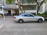 Mercedes-Benz E 320 2003 года за 5 000 000 тг. в Астана