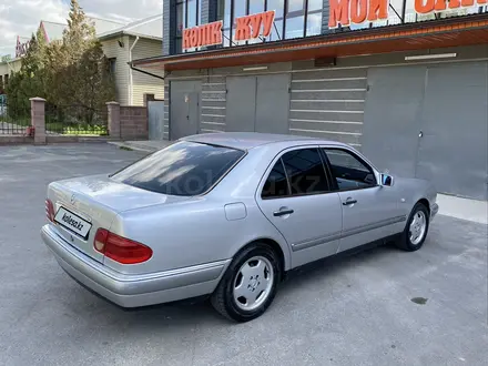 Mercedes-Benz E 230 1996 года за 2 700 000 тг. в Тараз – фото 6