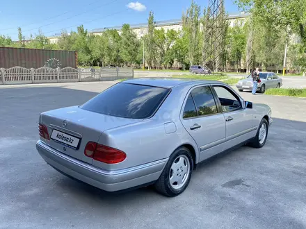 Mercedes-Benz E 230 1996 года за 2 700 000 тг. в Тараз – фото 8