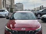 Hyundai Elantra 2023 года за 7 950 000 тг. в Караганда