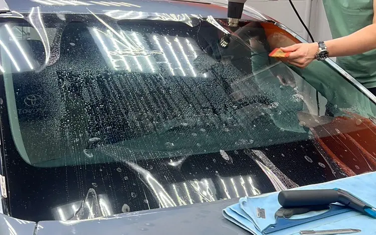Броне пленка лобового стекла в Астана