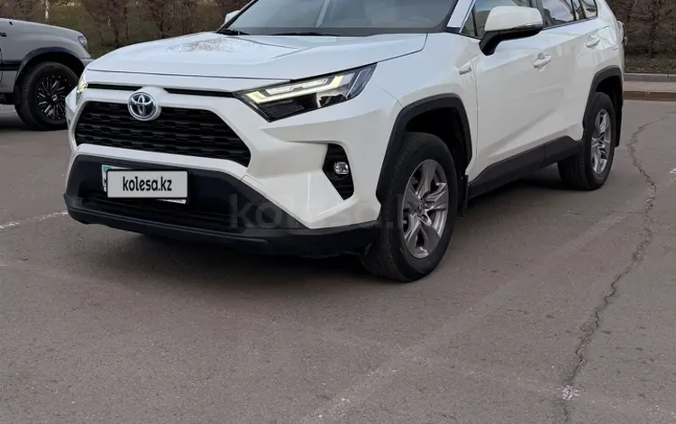 Toyota RAV4 2022 года за 15 000 000 тг. в Астана