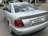 Audi A4 1996 года за 1 500 000 тг. в Тараз – фото 2