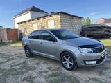 Skoda Rapid 2013 годаүшін3 150 000 тг. в Актобе – фото 2
