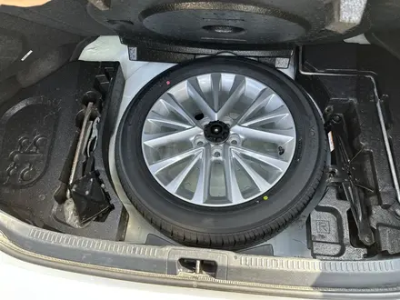 Toyota Camry 2015 года за 10 600 000 тг. в Алматы – фото 26