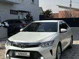 Toyota Camry 2015 годаүшін10 600 000 тг. в Алматы – фото 2