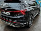 Hyundai Santa Fe 2023 годаүшін22 000 000 тг. в Алматы – фото 4