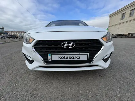 Hyundai Accent 2018 года за 5 350 000 тг. в Актау – фото 9