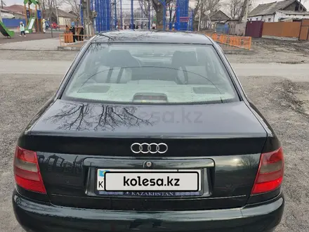 Audi A4 1998 года за 2 000 000 тг. в Семей – фото 2