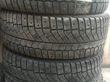 Шины 215/60R16 (4шт) за 80 000 тг. в Актау