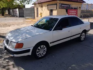Audi 100, 1992
