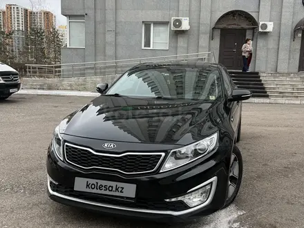 Kia K5 2012 года за 7 800 000 тг. в Астана – фото 2