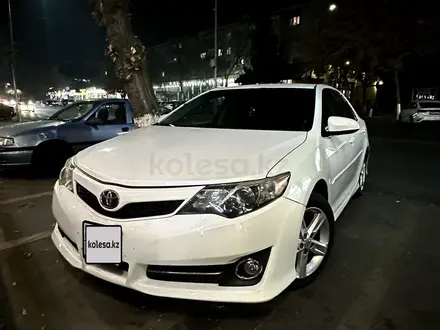 Toyota Camry 2014 года за 8 800 000 тг. в Шымкент