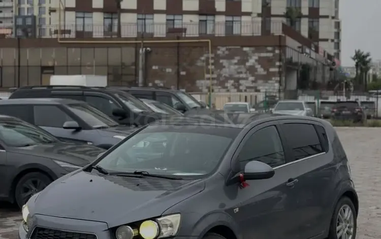 Chevrolet Aveo 2013 года за 3 800 000 тг. в Актау