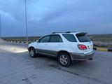 Lexus RX 300 2002 годаүшін5 500 000 тг. в Алматы – фото 3