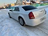 Chrysler 300C 2006 года за 4 300 000 тг. в Алматы – фото 5