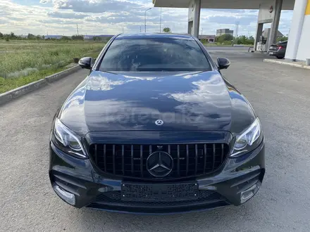 Mercedes-Benz E 450 2019 года за 29 000 000 тг. в Уральск – фото 2