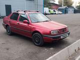 Volkswagen Vento 1994 года за 900 000 тг. в Алматы