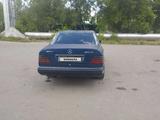 Mercedes-Benz E 200 1993 годаүшін650 000 тг. в Караганда – фото 4