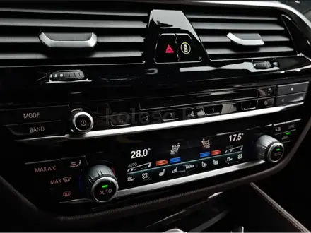 BMW 540 2018 года за 17 700 000 тг. в Алматы – фото 20