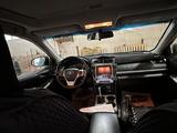 Toyota Camry 2012 года за 8 500 000 тг. в Уральск – фото 2