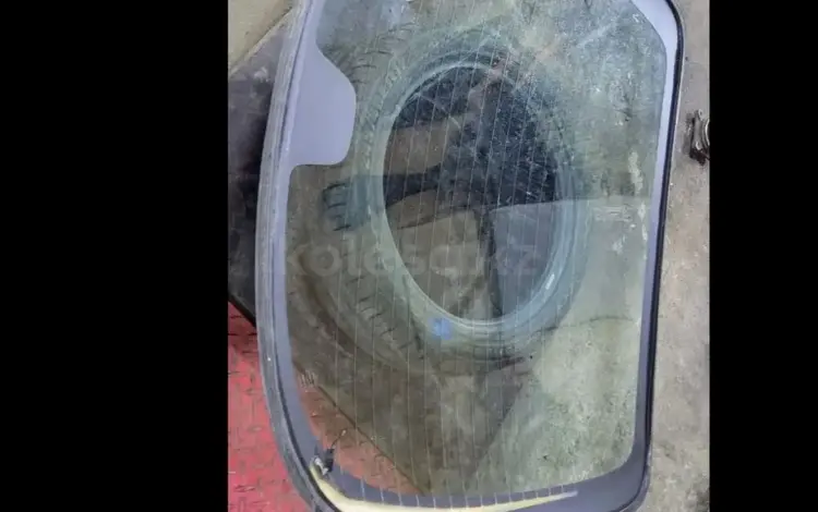 Стекло заднее стекло крышка багажника заднее лобовое стекло на тойоту toyot за 45 000 тг. в Алматы