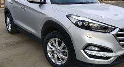 Hyundai Tucson 2017 года за 9 500 000 тг. в Уральск – фото 2