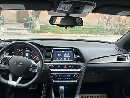 Hyundai Sonata 2019 года за 7 000 000 тг. в Шымкент – фото 9