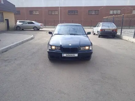 BMW 320 1992 года за 1 800 000 тг. в Астана – фото 8