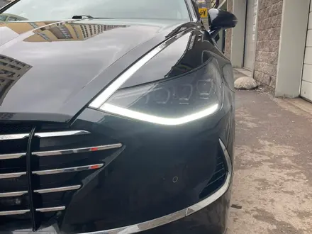 Hyundai Sonata 2020 года за 10 000 000 тг. в Астана – фото 3