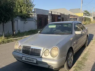 Mercedes-Benz E 280