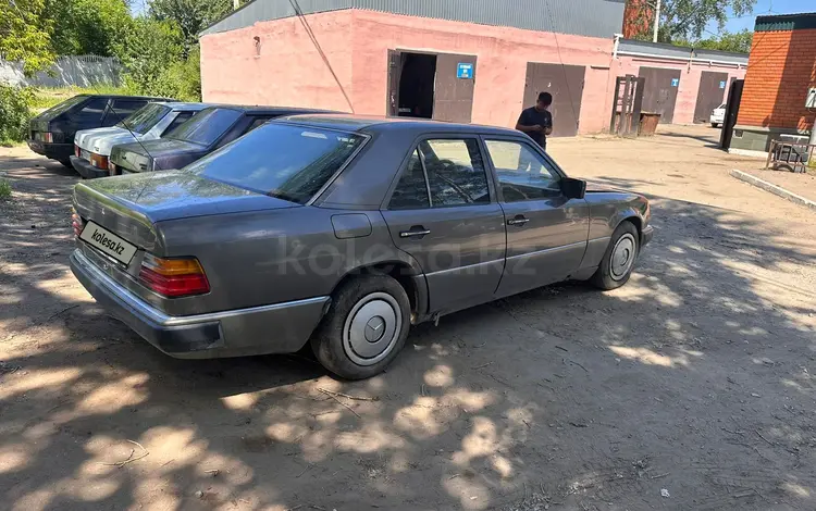 Mercedes-Benz E 260 1992 годаүшін700 000 тг. в Павлодар