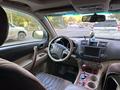 Toyota Highlander 2008 годаfor10 300 000 тг. в Караганда