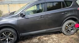 Toyota RAV4 2017 годаүшін10 500 000 тг. в Алматы – фото 2