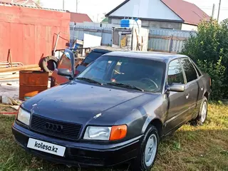 Audi 100