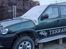 Nissan Terrano, 2000