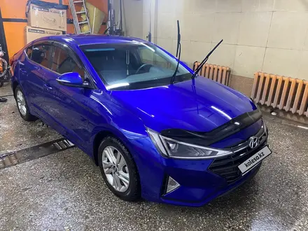 Hyundai Elantra 2019 года за 8 700 000 тг. в Астана