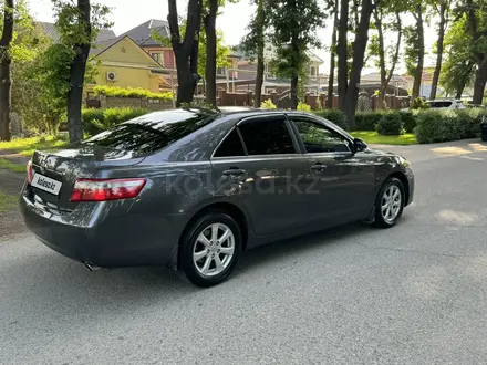 Toyota Camry 2011 года за 7 800 000 тг. в Алматы – фото 11