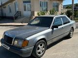 Mercedes-Benz E 230 1986 года за 1 000 000 тг. в Шымкент – фото 4