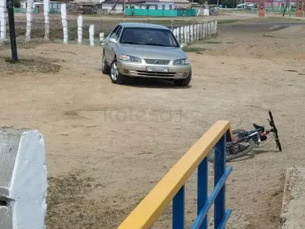 Toyota Camry 1998 года за 2 000 000 тг. в Аксу