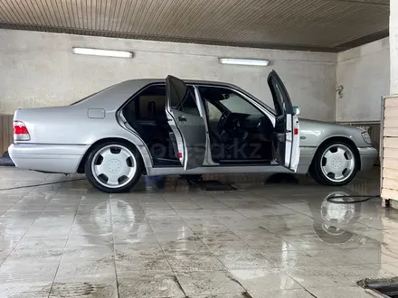 Mercedes-Benz S 320 1995 года за 4 800 000 тг. в Тараз – фото 12