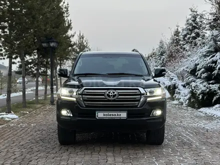 Toyota Land Cruiser 2019 года за 37 000 000 тг. в Алматы – фото 2