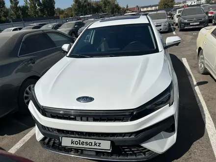 JAC J7 Plus 2024 года за 5 112 000 тг. в Алматы – фото 2