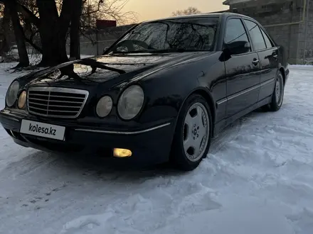 Mercedes-Benz E 280 1999 года за 4 200 000 тг. в Алматы – фото 3